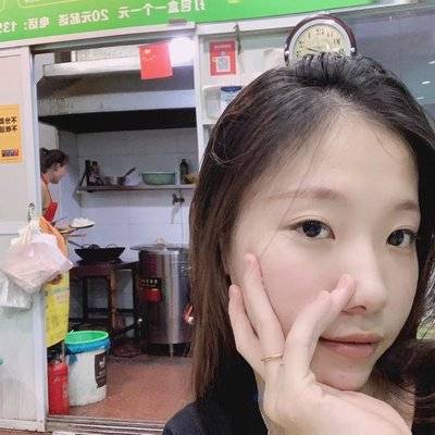 黑白模特