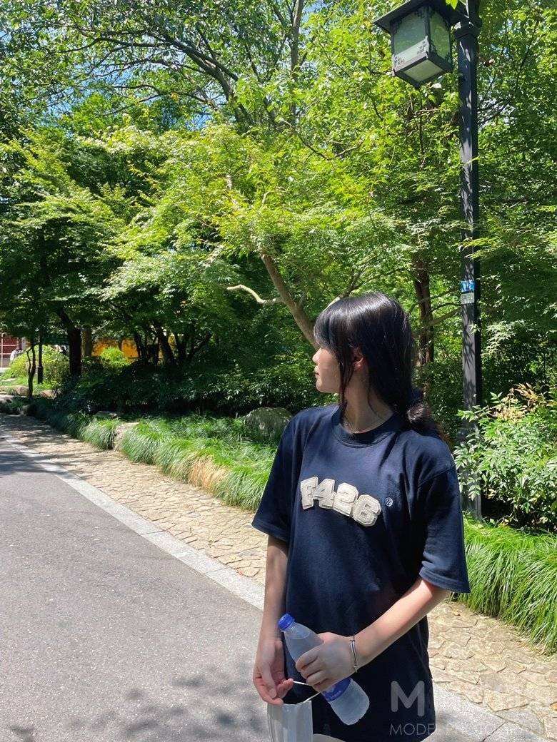 清新模特