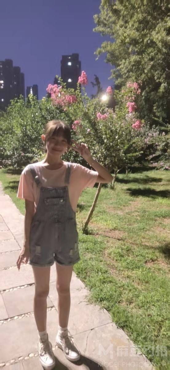 少女模特