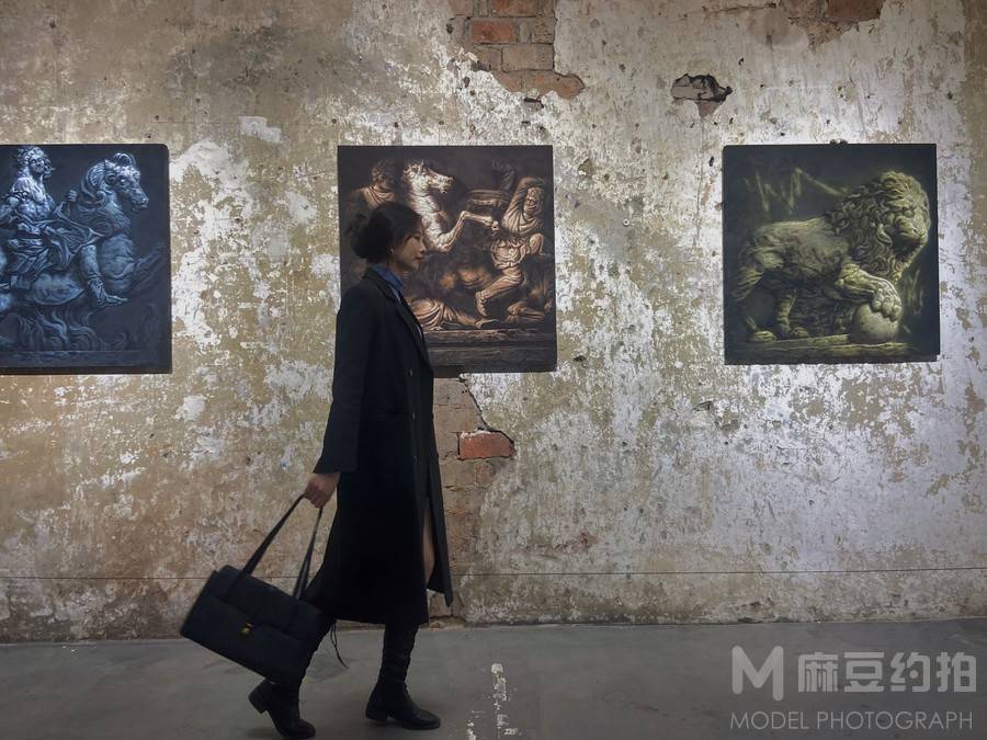 情绪模特