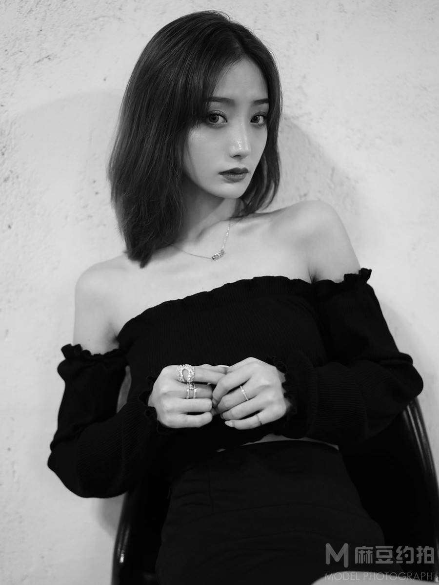 暗黑模特