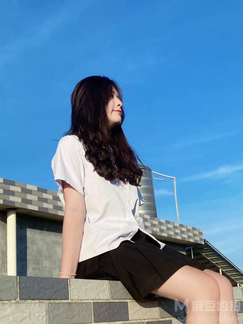 校园模特