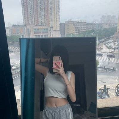 黑白模特