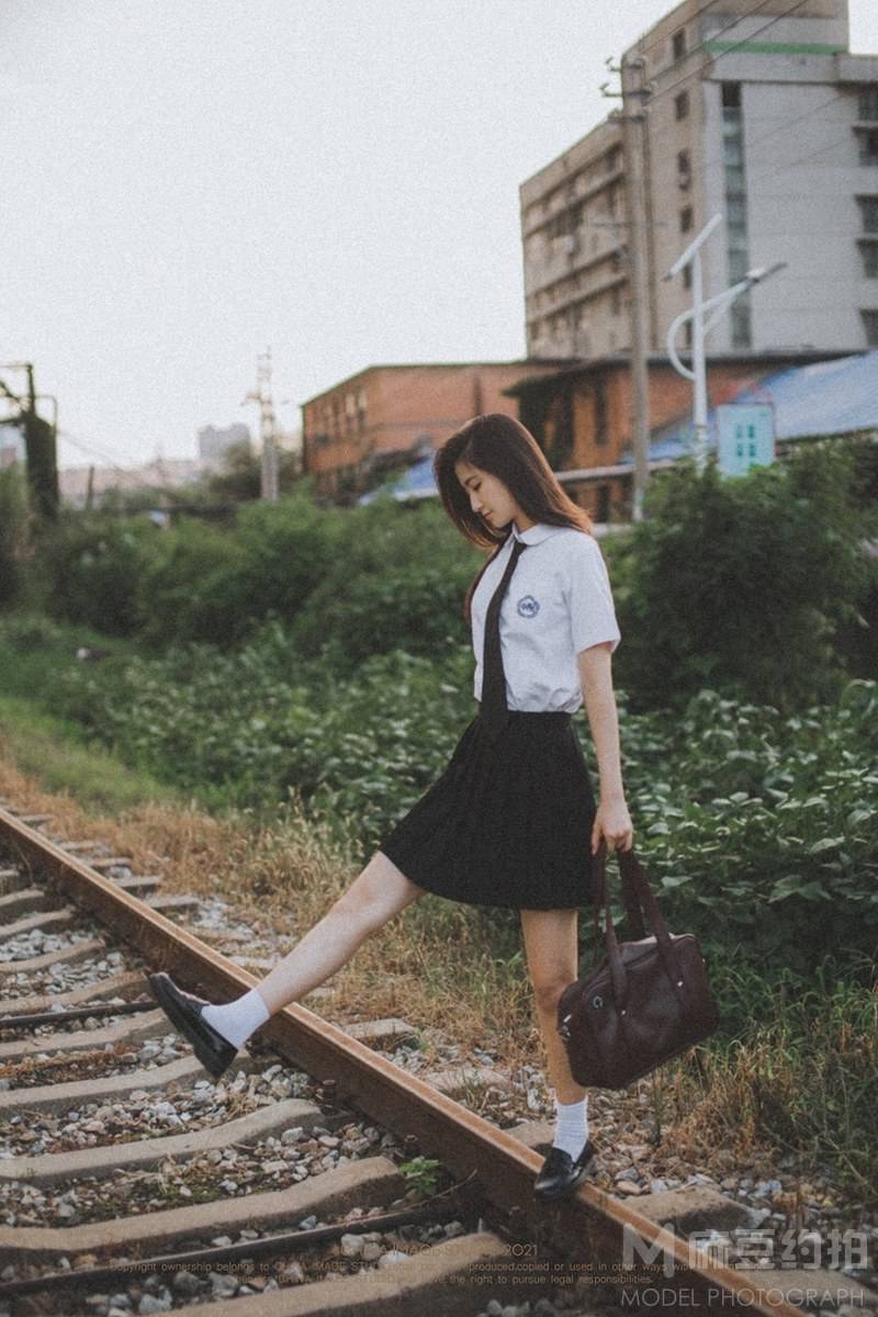 校园模特