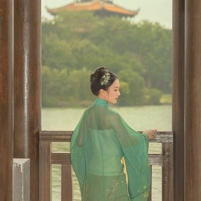 汉服模特
