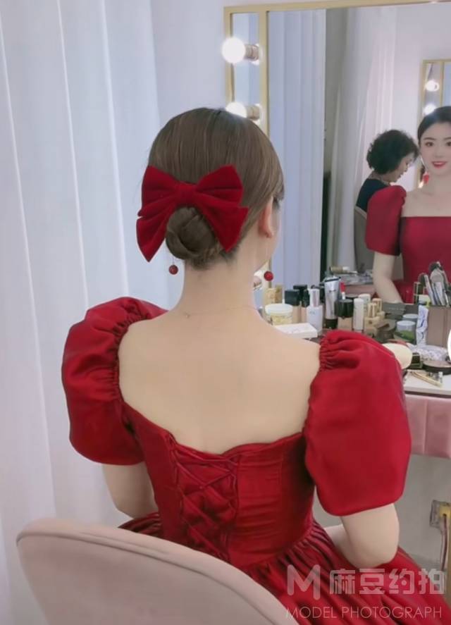 妆容模特