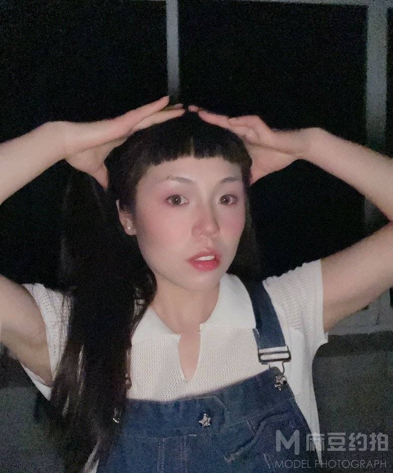纪实模特