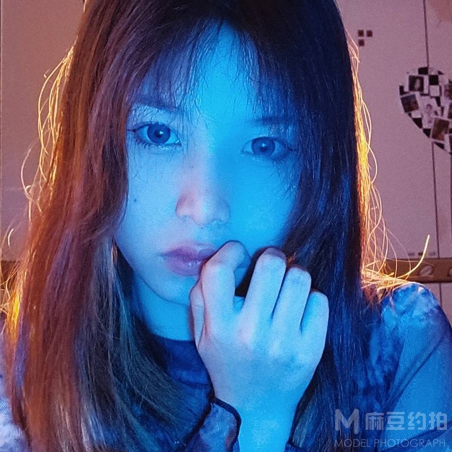 胶片模特