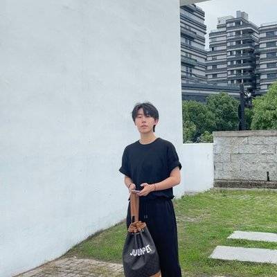 黑白模特