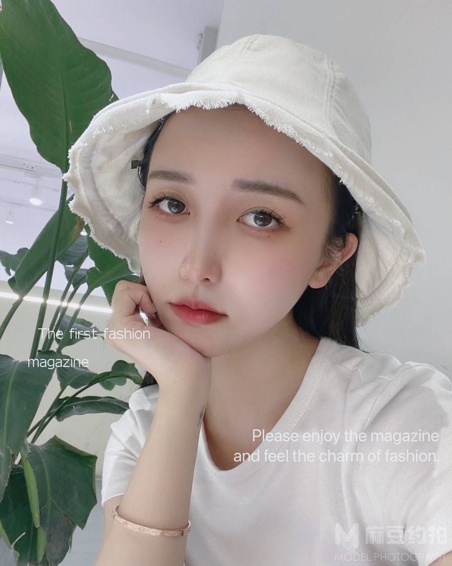 妆容模特