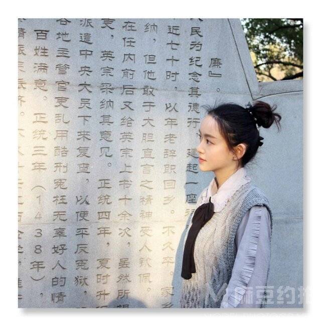 校园模特