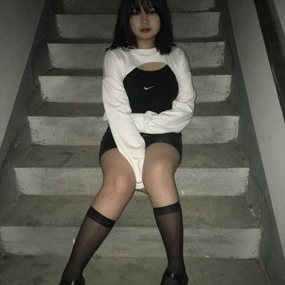 黑白模特