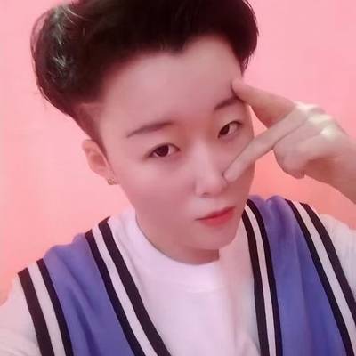 黑白模特