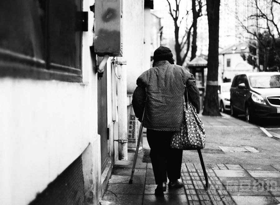 黑白模特