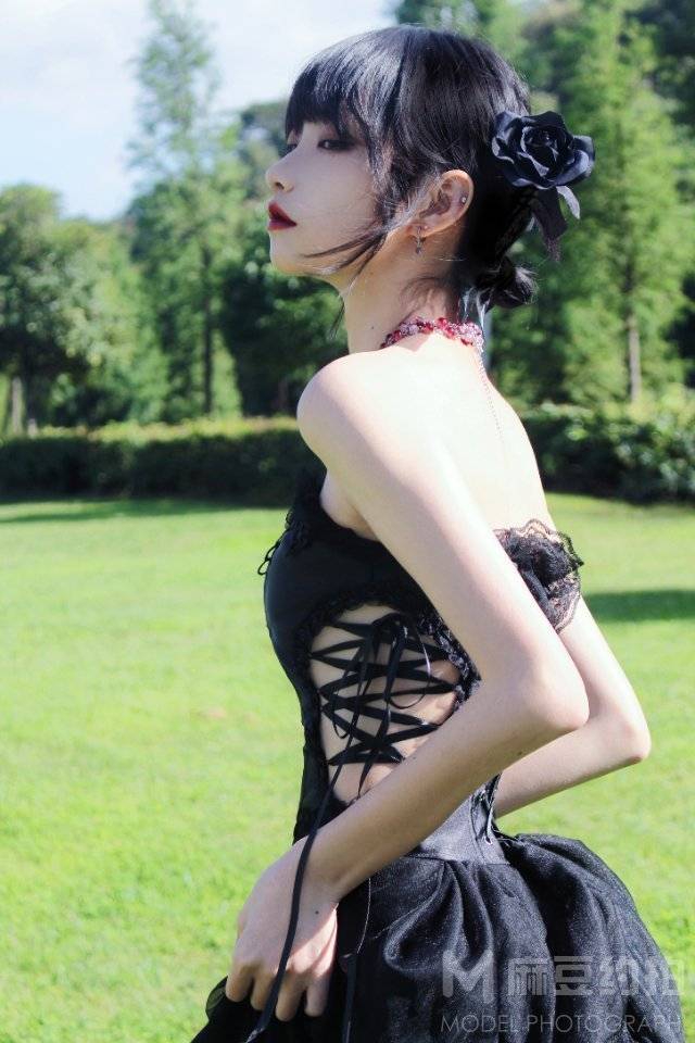 暗黑模特