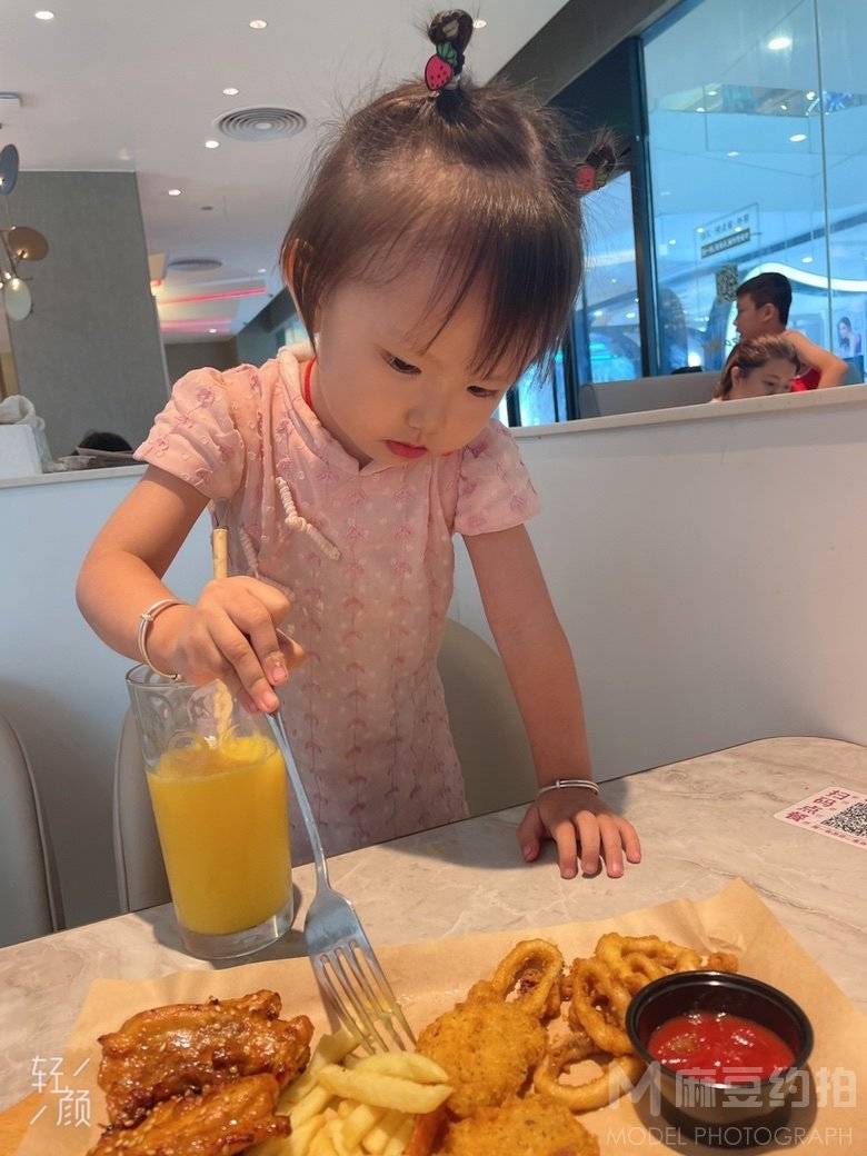 儿童摄影模特