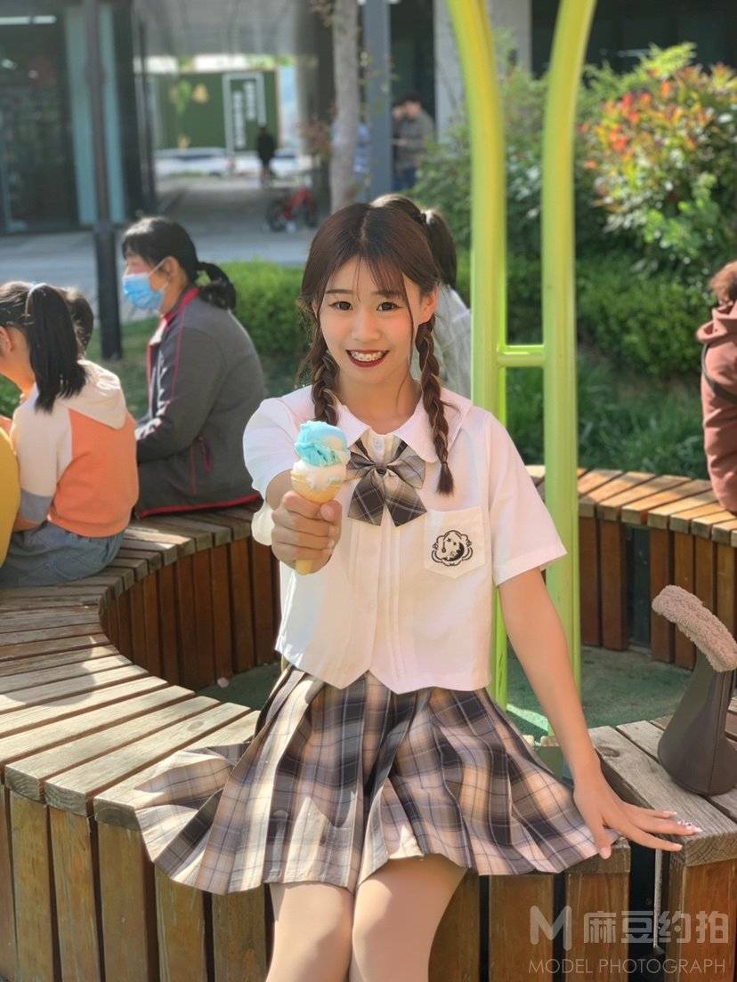 校园模特