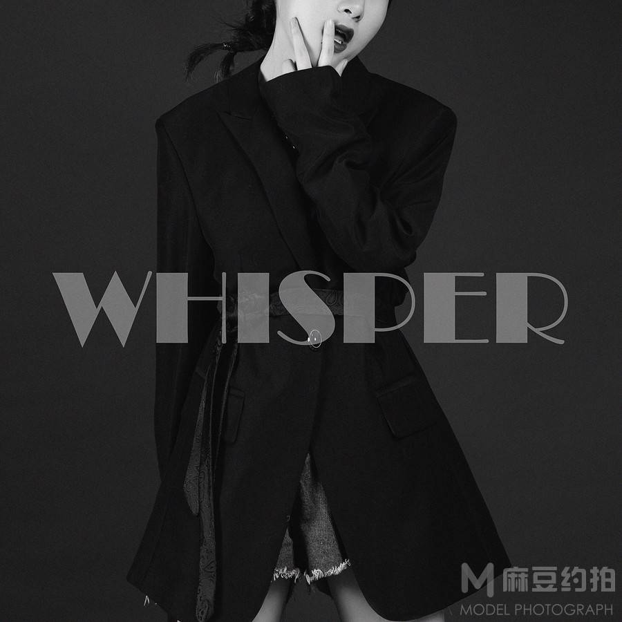 黑白模特