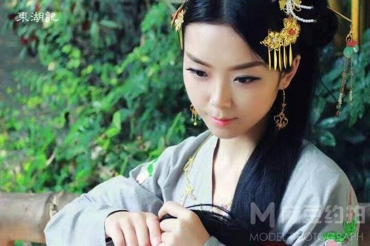 汉服模特