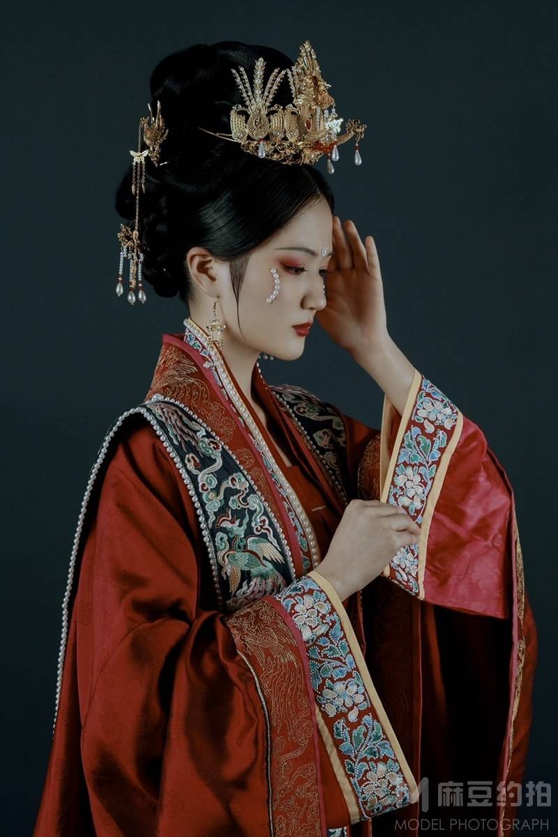 妆容模特