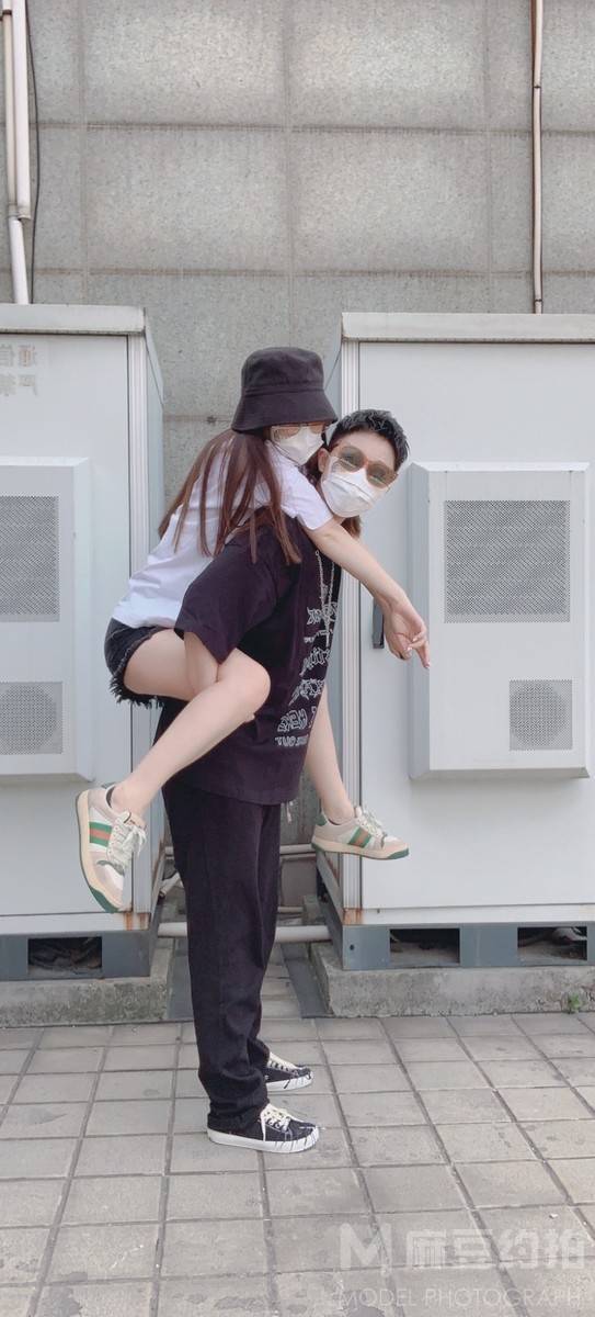 情侣模特