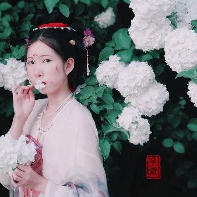 汉服模特