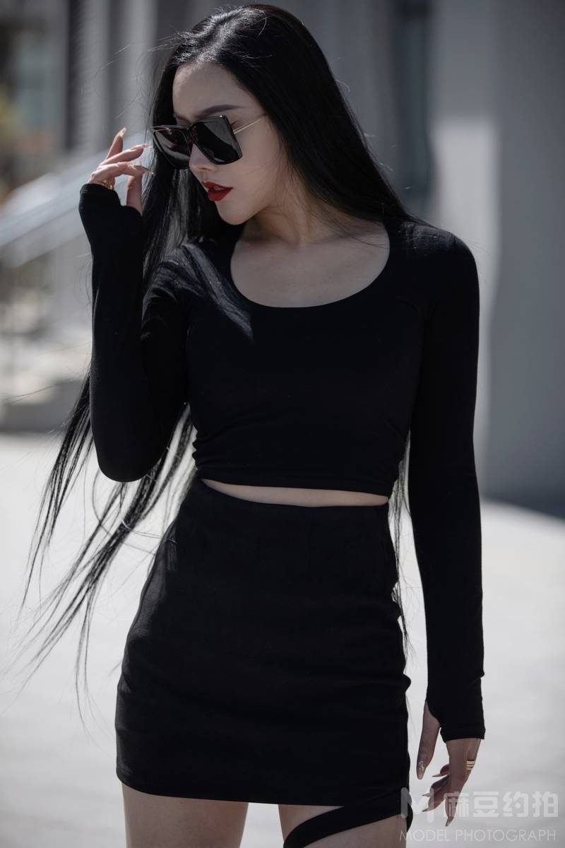 暗黑模特