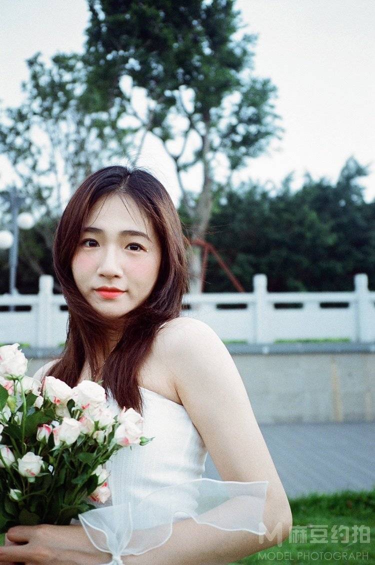 胶片模特