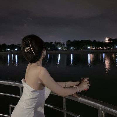 黑白模特
