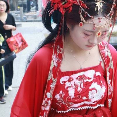 汉服模特