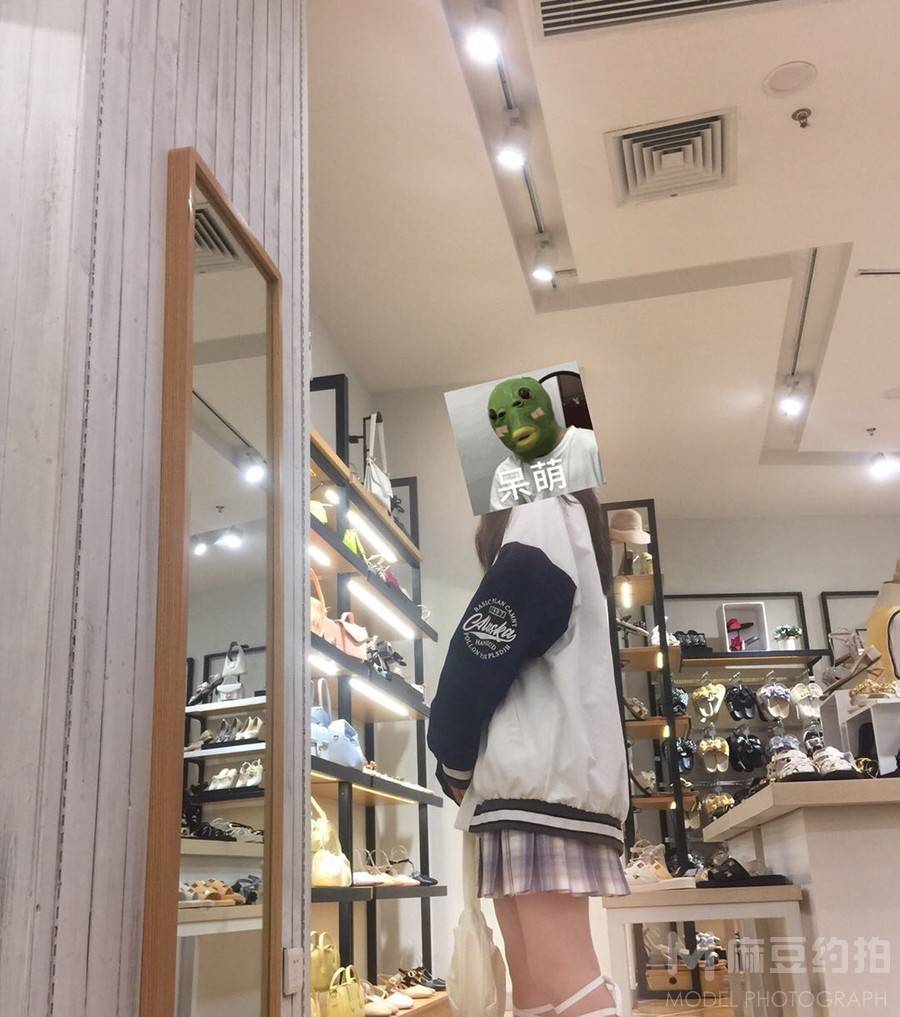 妆容模特