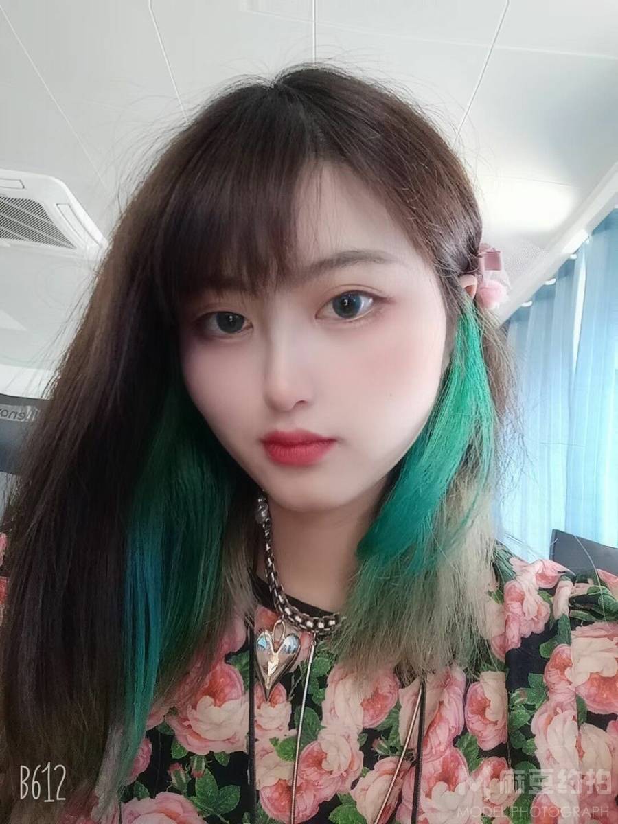 少女模特