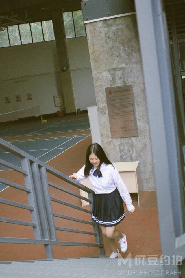 校园模特
