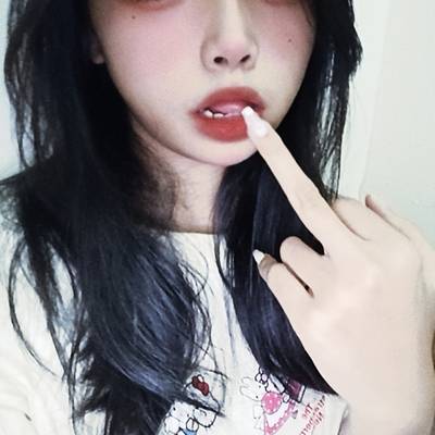 宝丽来模特