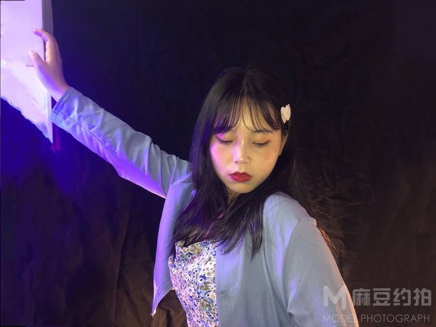 妆容模特