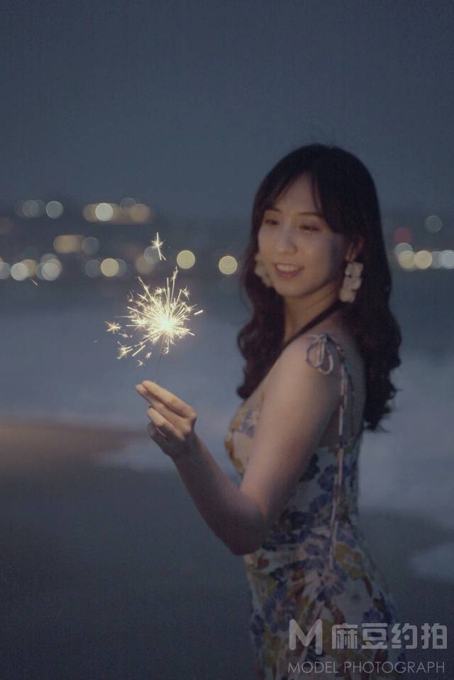 夜景模特