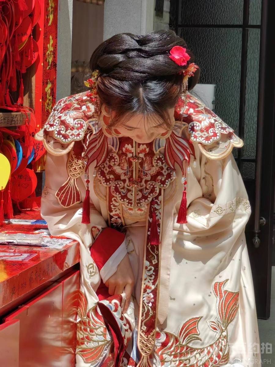 汉服模特