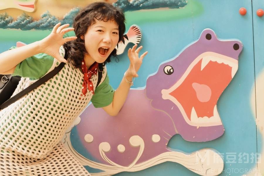 清新模特