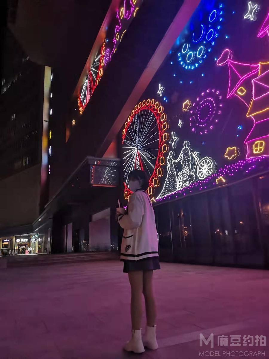 校园模特