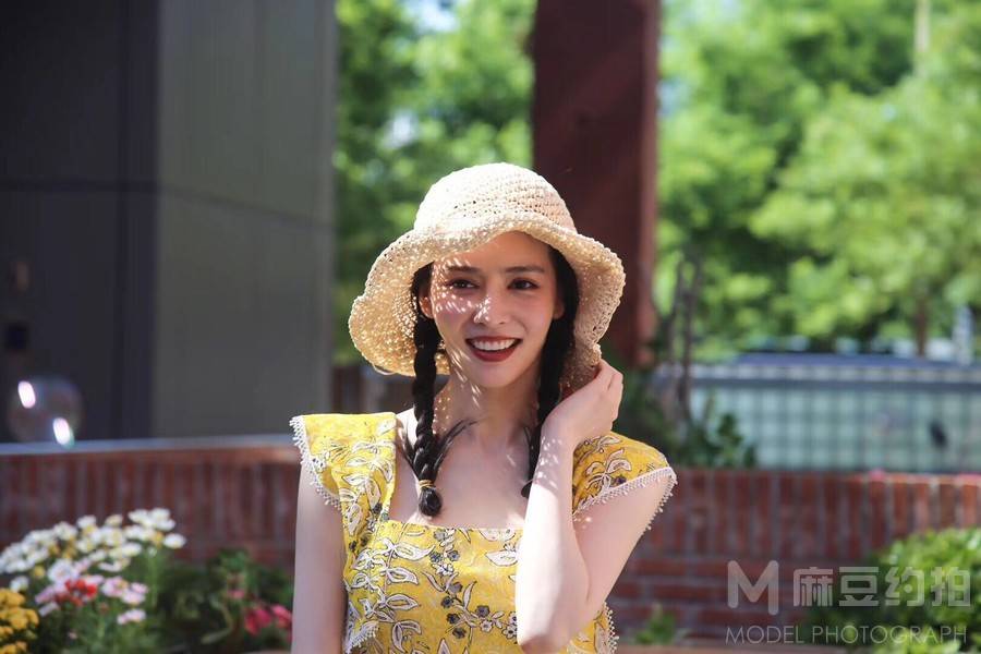 宝丽来模特