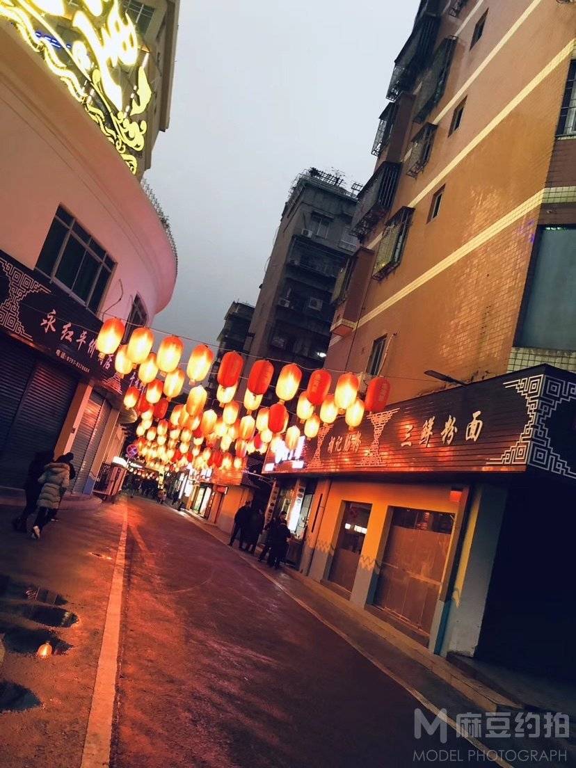 纪实模特