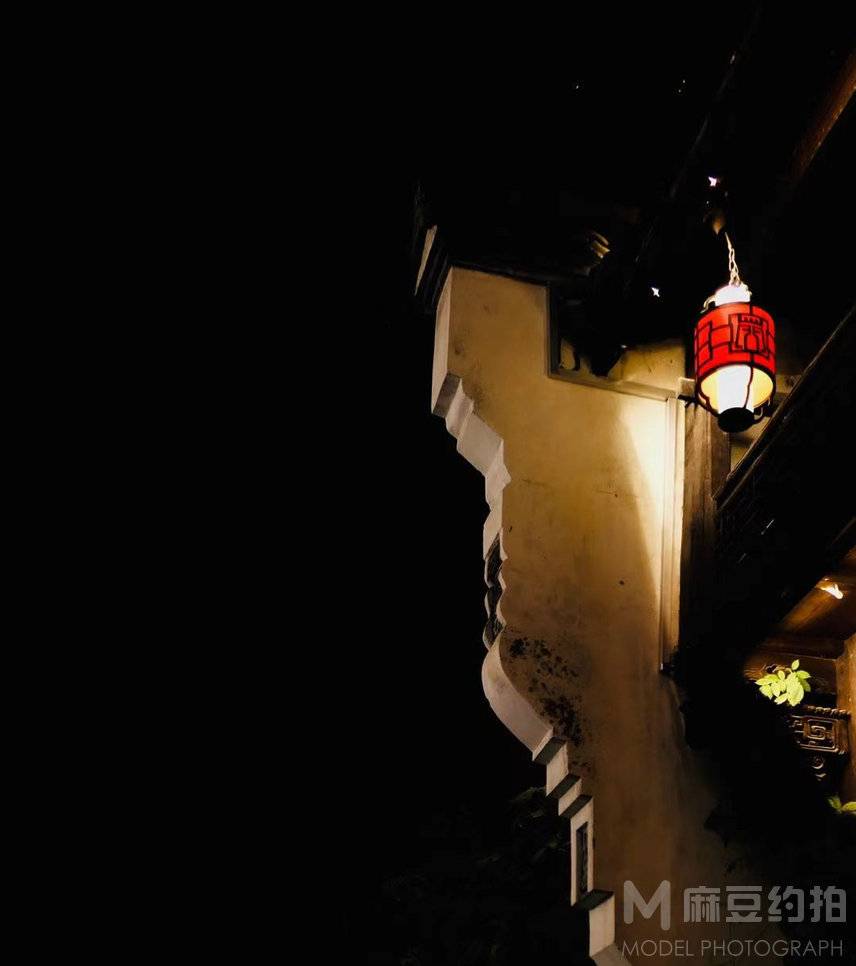 夜景模特