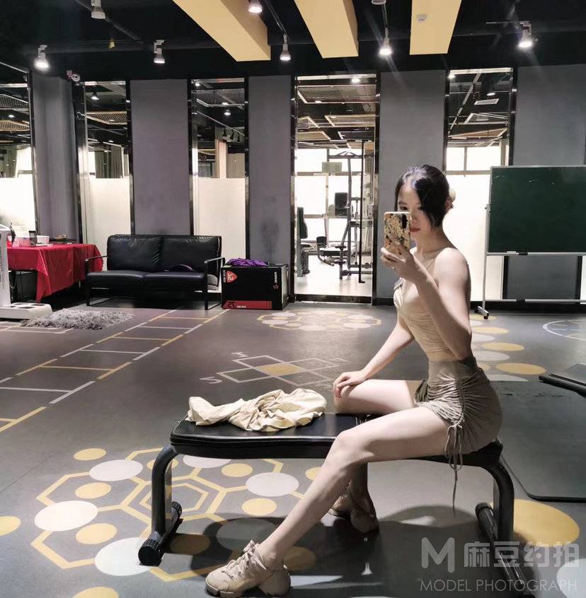 纪实模特