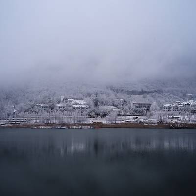 黑白模特