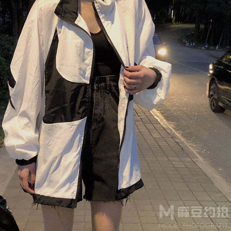 黑白模特