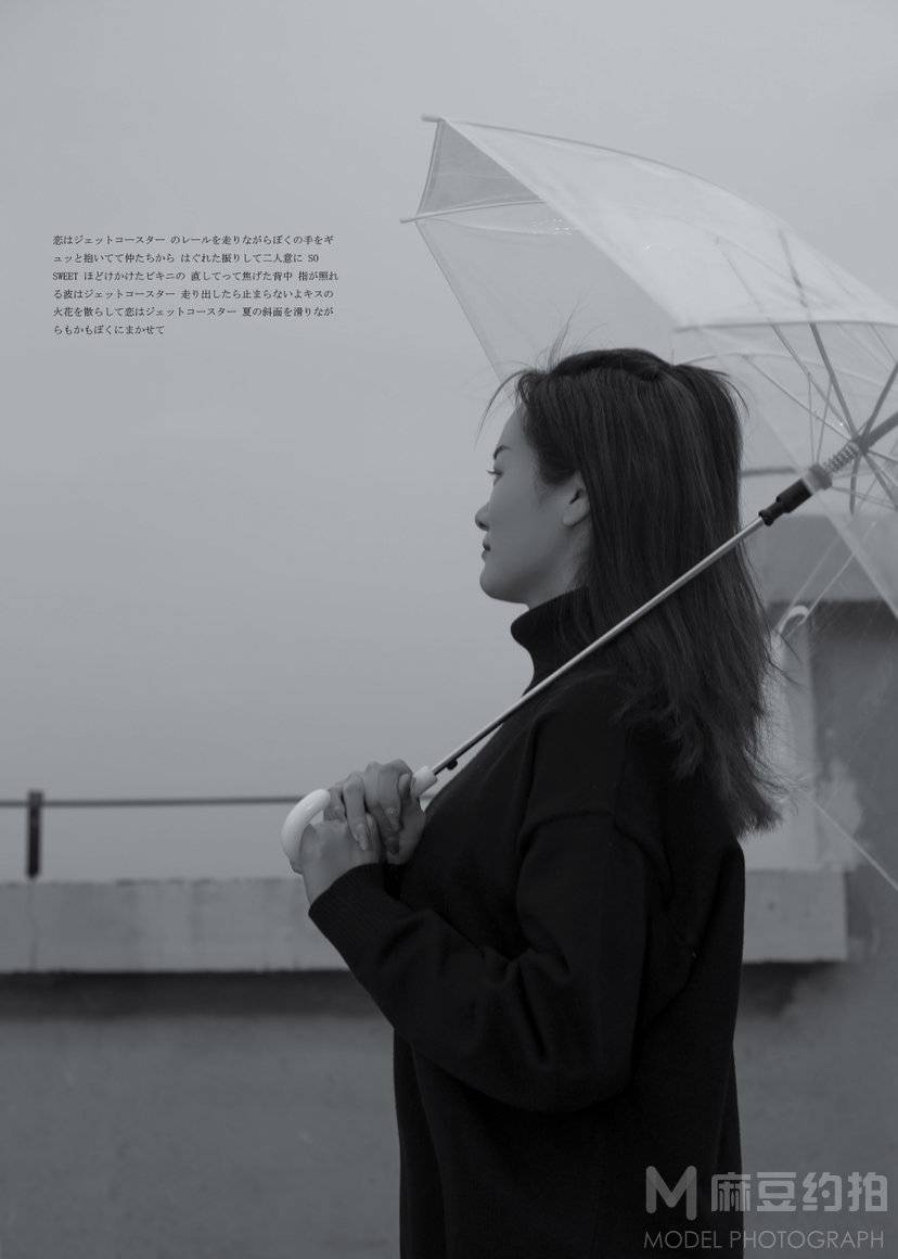 黑白模特