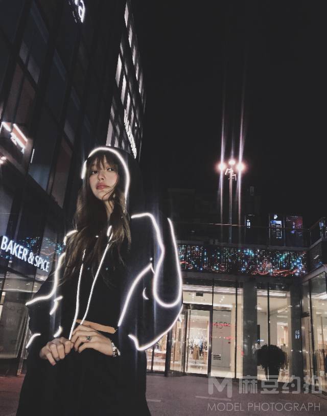 夜景模特