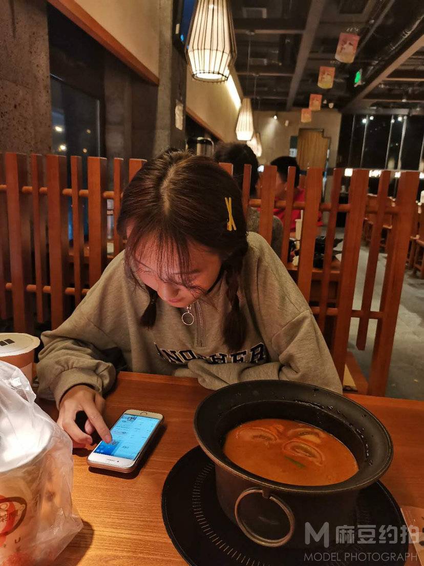 校园模特