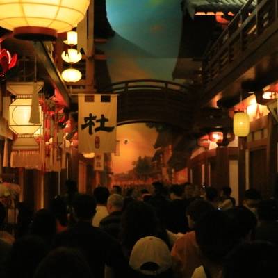夜景模特
