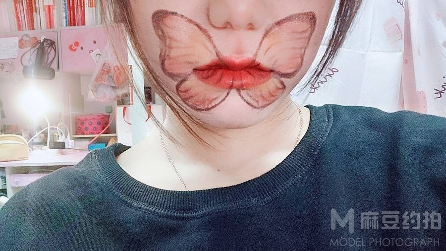 妆容模特